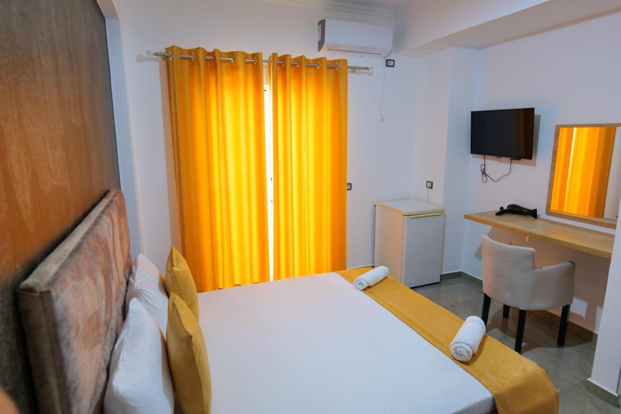 Hotel Adi-Vera Sarandë 外观 照片