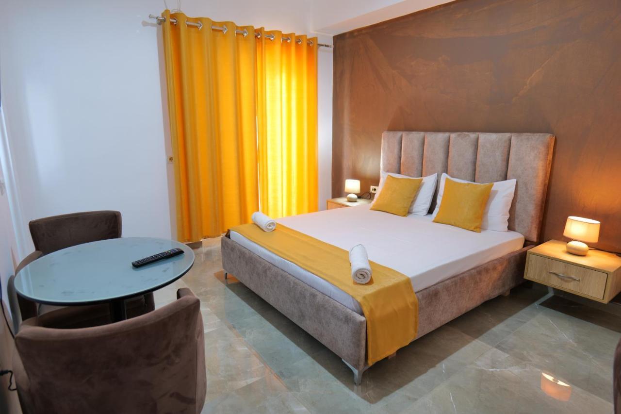 Hotel Adi-Vera Sarandë 外观 照片