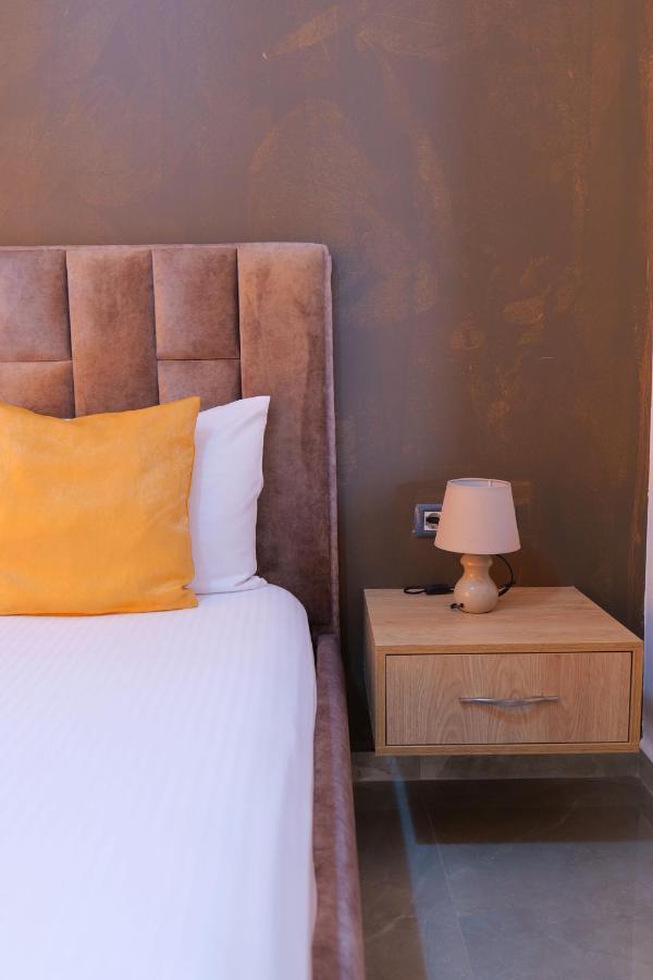 Hotel Adi-Vera Sarandë 外观 照片