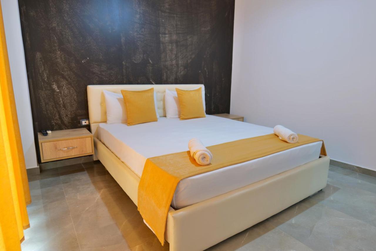 Hotel Adi-Vera Sarandë 外观 照片
