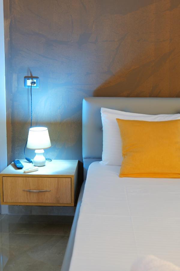 Hotel Adi-Vera Sarandë 外观 照片