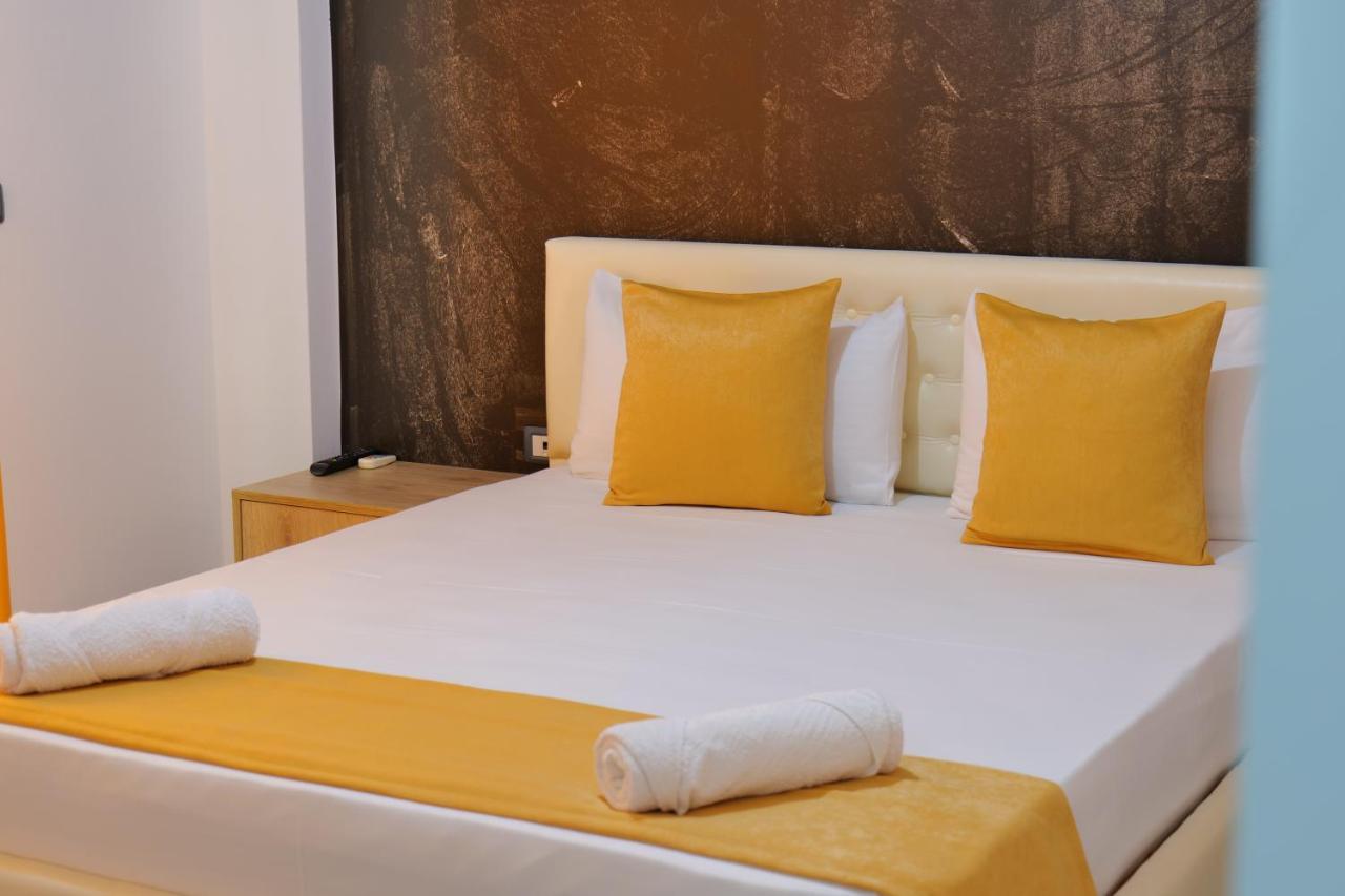 Hotel Adi-Vera Sarandë 外观 照片