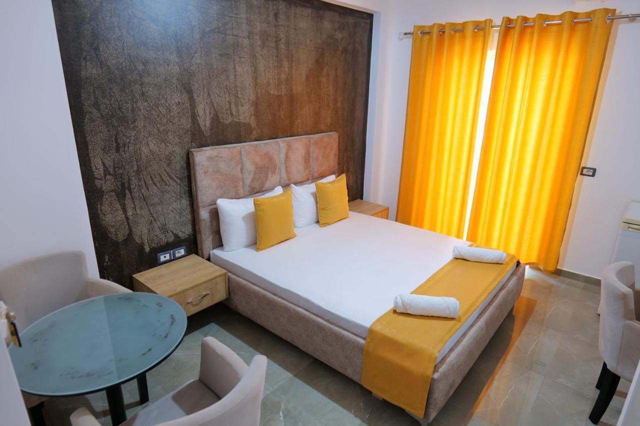 Hotel Adi-Vera Sarandë 外观 照片