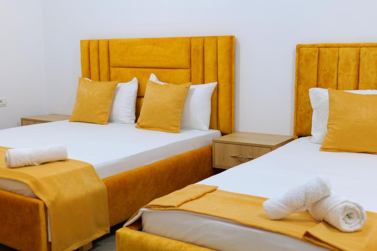 Hotel Adi-Vera Sarandë 外观 照片