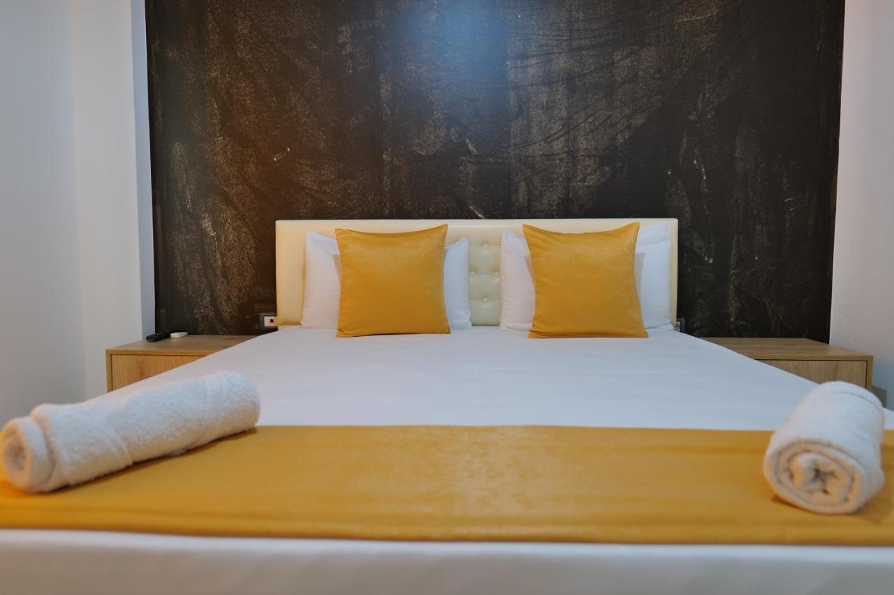 Hotel Adi-Vera Sarandë 外观 照片